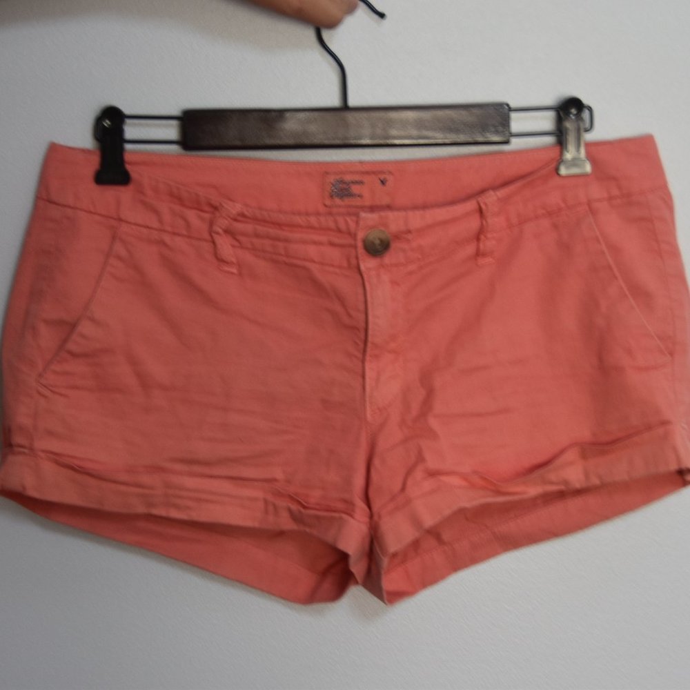 American Eagle Coral Shorts Size 8
